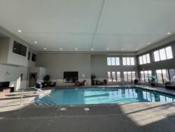 Blue Grass Inn swimming pool