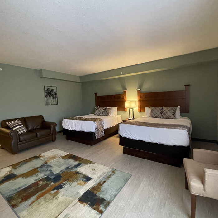 hotel room at Blue Grass Suites
